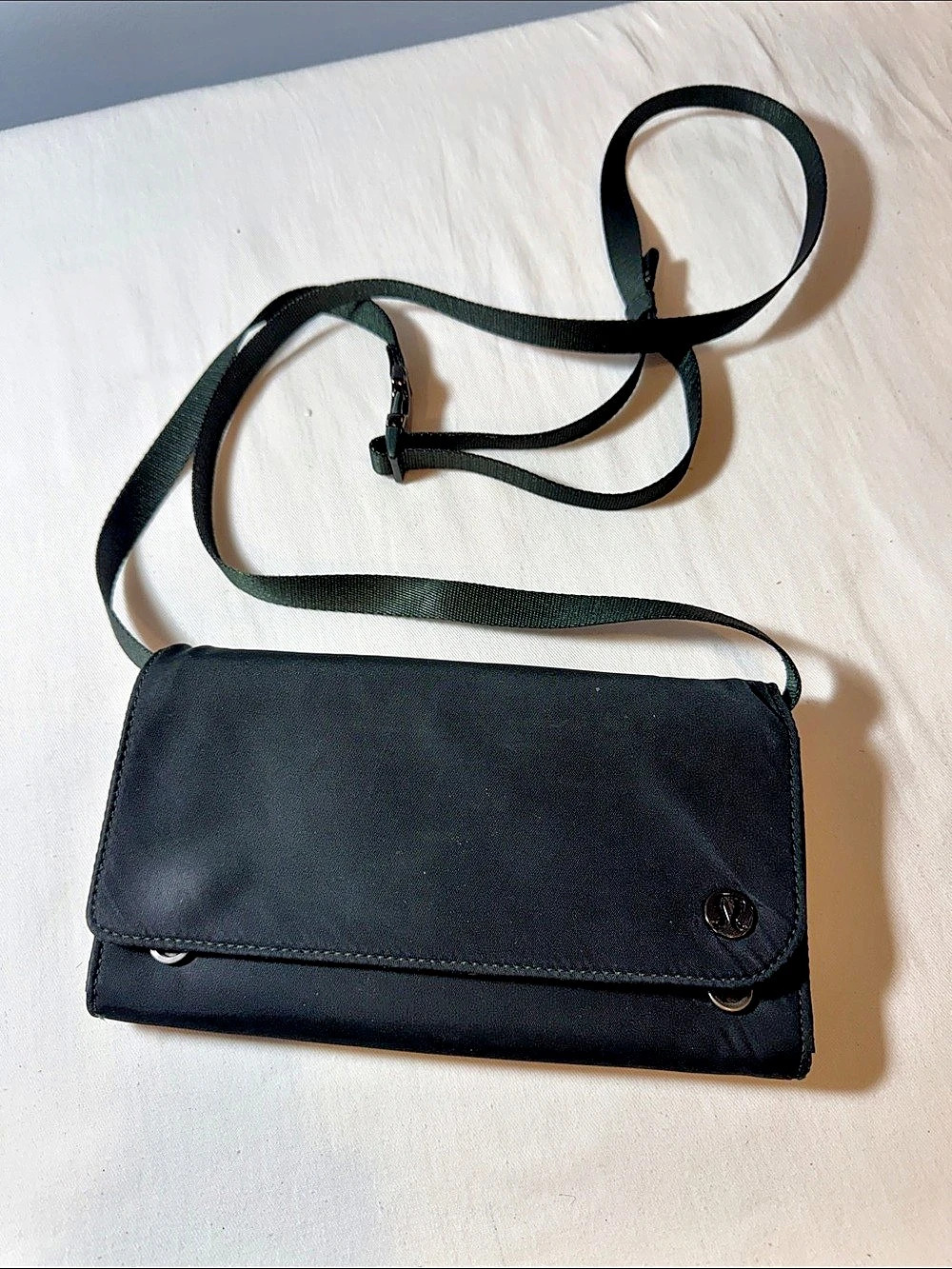 lululemon Wallet Clutch Crossbody wallet Forrest Green